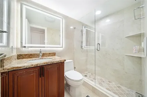 2301 S Ocean Drive Hollywood FL 33019
