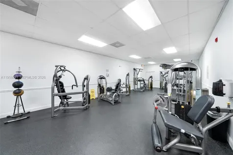 2301 S Ocean Drive Hollywood FL 33019