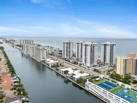 2301 S Ocean Drive Hollywood FL 33019