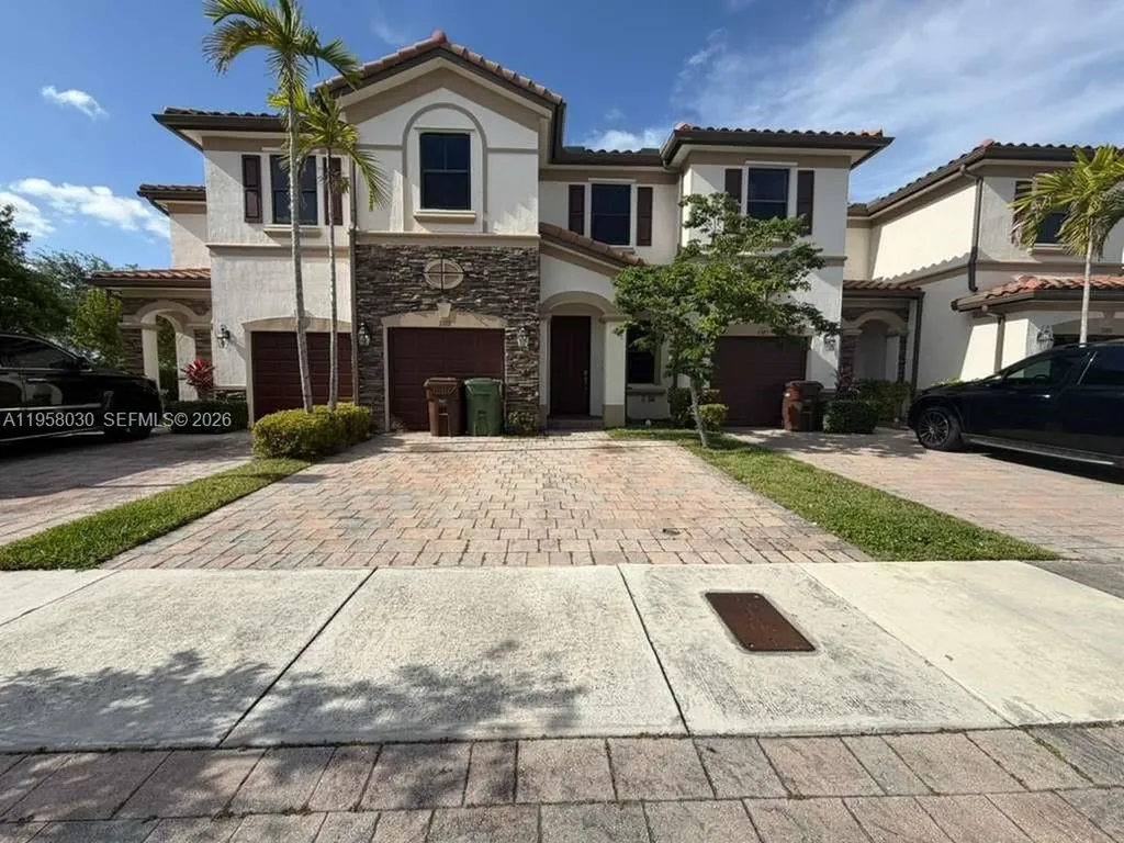 3393 W 90th Street Hialeah FL 33018