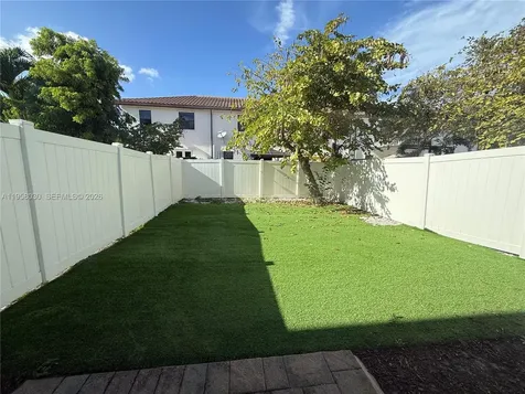 3393 W 90th Street Hialeah FL 33018