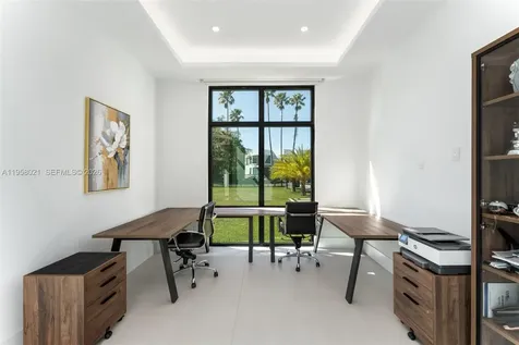 9525 SW 95th Court Miami FL 33176