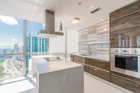 1100 Biscayne Boulevard Miami FL 33132