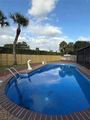 19253 Carolina Circle Boca Raton FL 33434