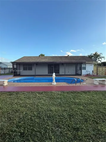 19253 Carolina Circle Boca Raton FL 33434