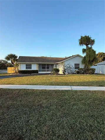 19253 Carolina Circle Boca Raton FL 33434