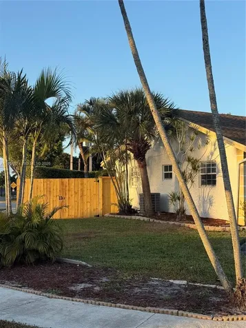 19253 Carolina Circle Boca Raton FL 33434