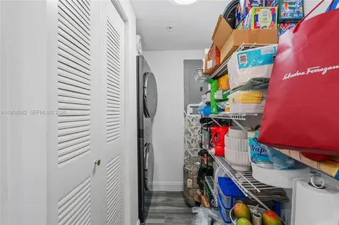 17555 Atlantic Boulevard Sunny Isles Beach FL 33160