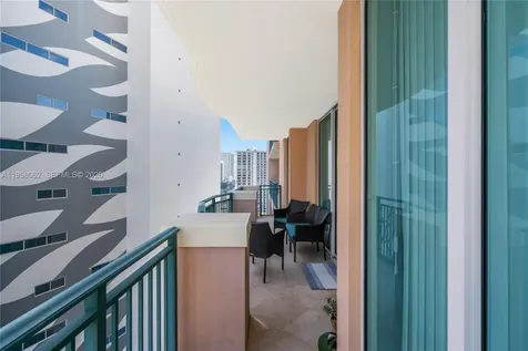 17555 Atlantic Boulevard Sunny Isles Beach FL 33160