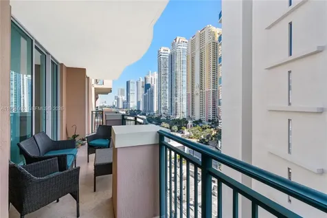 17555 Atlantic Boulevard Sunny Isles Beach FL 33160