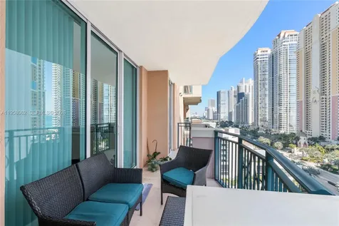 17555 Atlantic Boulevard Sunny Isles Beach FL 33160