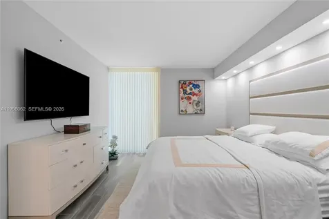 17555 Atlantic Boulevard Sunny Isles Beach FL 33160