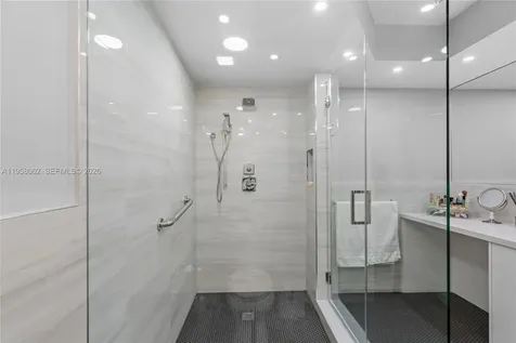 17555 Atlantic Boulevard Sunny Isles Beach FL 33160