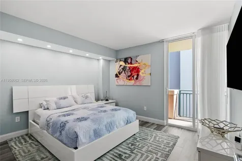 17555 Atlantic Boulevard Sunny Isles Beach FL 33160