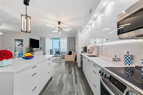 17555 Atlantic Boulevard Sunny Isles Beach FL 33160