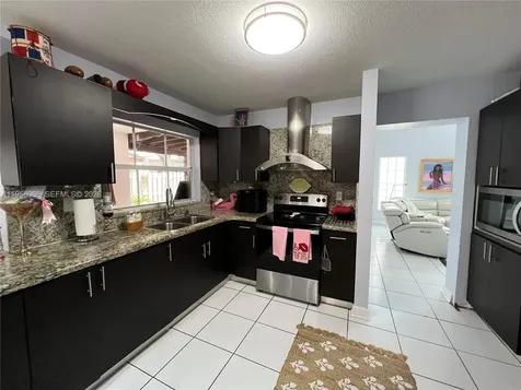 13249 NW 9th Lane Miami FL 33182