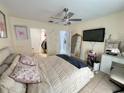 13249 NW 9th Lane Miami FL 33182