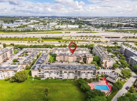 830 NW 87t Avenue Miami FL 33172