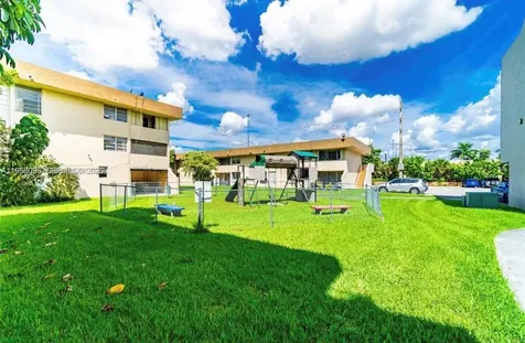 830 NW 87t Avenue Miami FL 33172