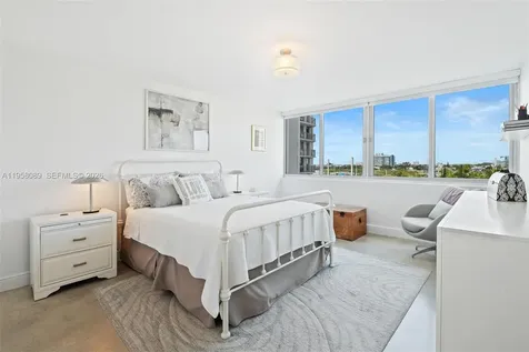 7135 Collins Avenue Miami Beach FL 33141