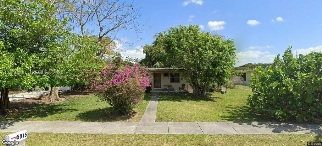 5015 SW 98th Court Miami FL 33165