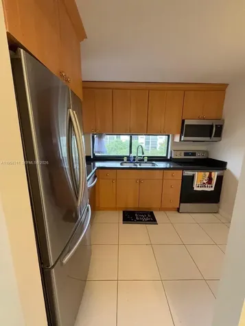 16919 N Bay Road Sunny Isles Beach FL 33160