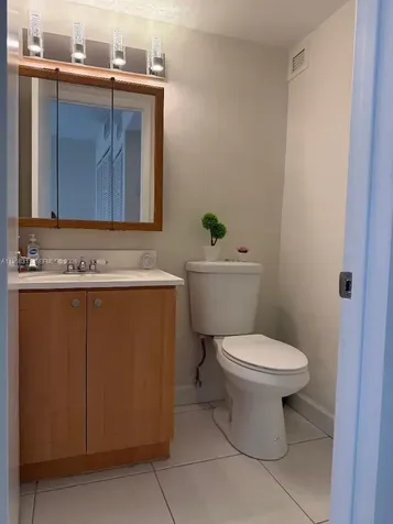 16919 N Bay Road Sunny Isles Beach FL 33160