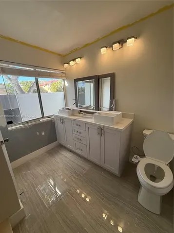 18237 NW 61st Place Hialeah FL 33015