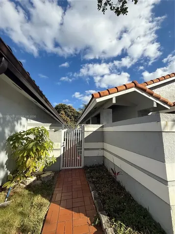 18237 NW 61st Place Hialeah FL 33015