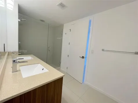 5252 NW 85th Avenue Doral FL 33166