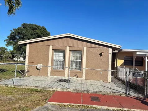 21422 NW 40th Circle Court Miami Gardens FL 33055