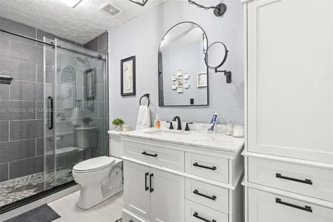 21839 SW 100th Place Cutler Bay FL 33190