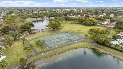 21839 SW 100th Place Cutler Bay FL 33190