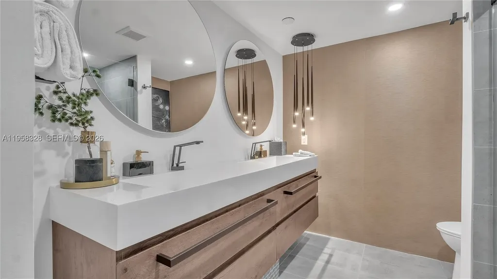 3051 NE 47th Court Fort Lauderdale FL 33308
