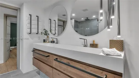 3051 NE 47th Court Fort Lauderdale FL 33308