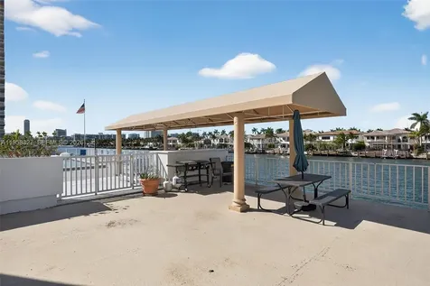1410 S Ocean Drive Hollywood FL 33019