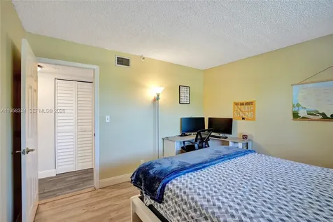 4570 NW 18th Avenue Deerfield Beach FL 33064