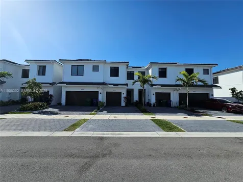 10824 SW 232nd Terrace Homestead FL 33032