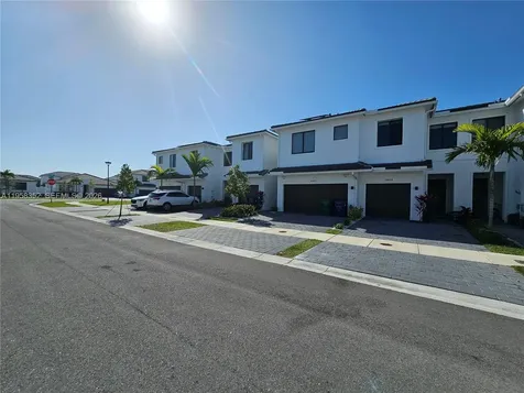 10824 SW 232nd Terrace Homestead FL 33032