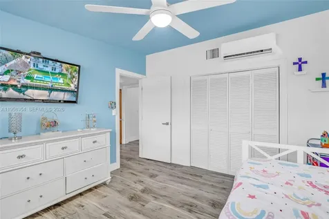 106 Plantation Avenue Key Largo FL 33070
