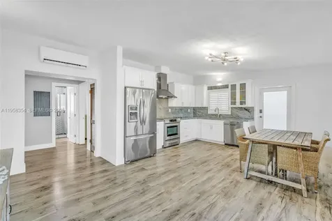 106 Plantation Avenue Key Largo FL 33070