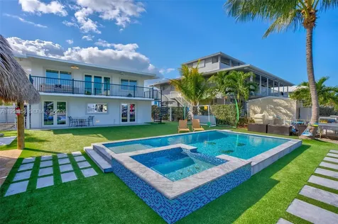 106 Plantation Avenue Key Largo FL 33070