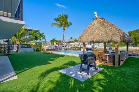 106 Plantation Avenue Key Largo FL 33070