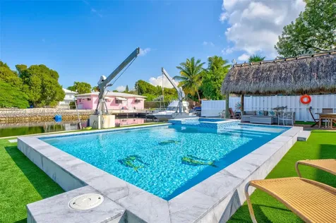 106 Plantation Avenue Key Largo FL 33070