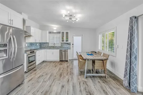 106 Plantation Avenue Key Largo FL 33070