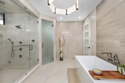 2965 Surrey Lane Weston FL 33331