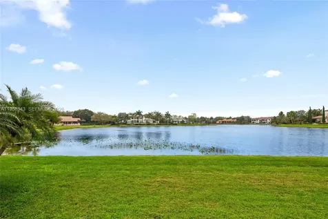 2965 Surrey Lane Weston FL 33331