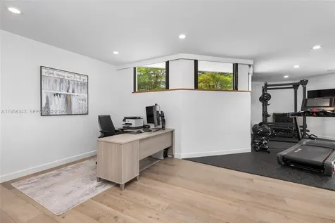 2965 Surrey Lane Weston FL 33331
