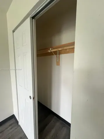 467 NW 8th Street Miami FL 33136