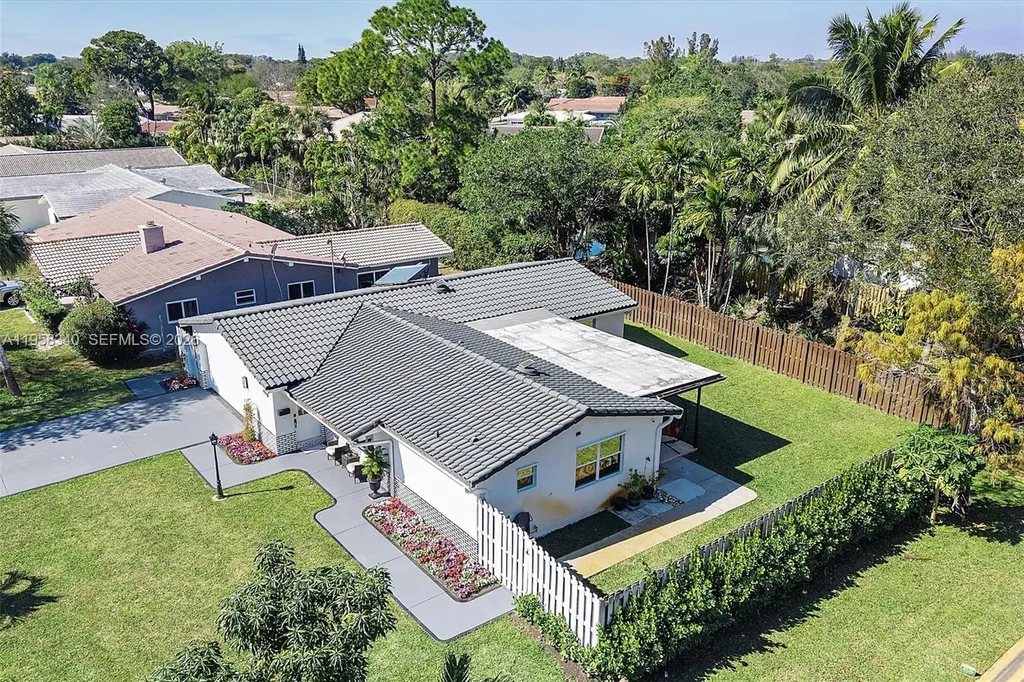 7501 NW 42nd Street Coral Springs FL 33065